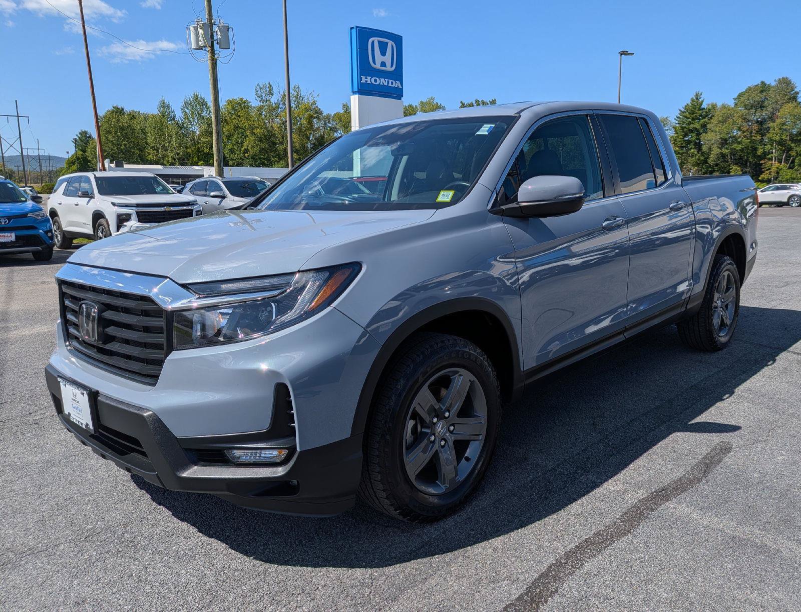 Certified 2023 Honda Ridgeline RTL image 3