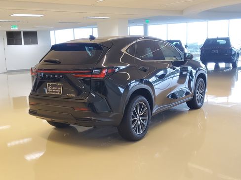 Used 2023 Lexus NX 250 FWD w/ Premium Package image 11