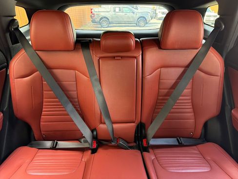 Used 2025 Kia Sportage SX image 30