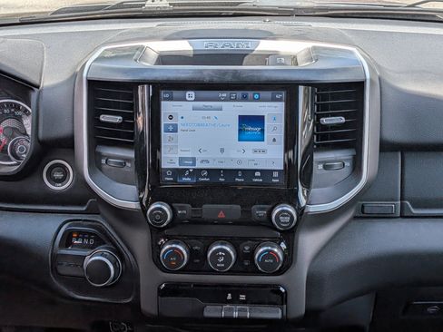 Used 2022 RAM 1500 Big Horn RWD image 16