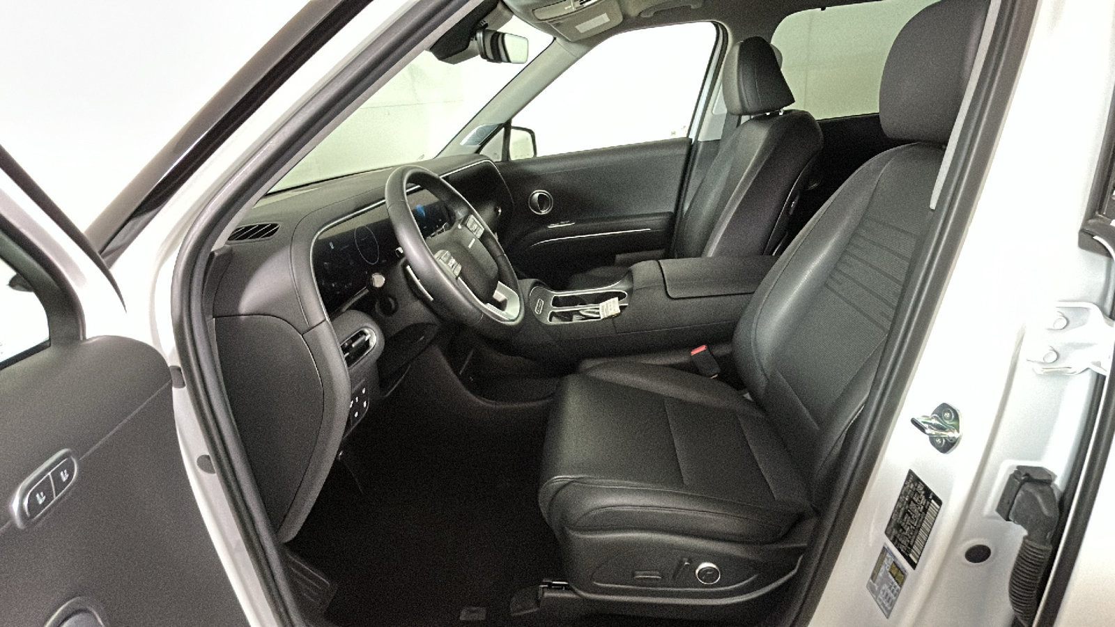 Used 2026 Hyundai Palisade Limited FWD image 14