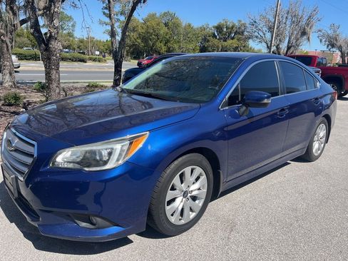 Used 2017 Subaru Legacy 2.5i Premium image 1
