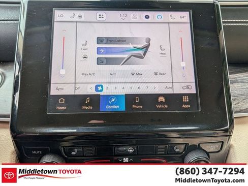 Used 2022 Jeep Grand Cherokee Limited image 25