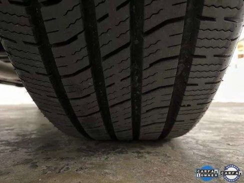 Used 2025 Toyota Tacoma SR5 image 93