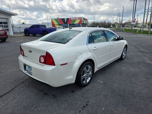Used 2010 Chevrolet Malibu LT image 5