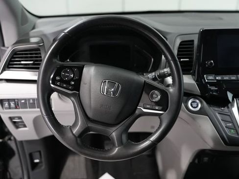 Used 2018 Honda Odyssey EX-L image 17