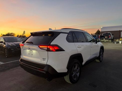 Used 2024 Toyota RAV4 XLE w/ Convenience Package image 13