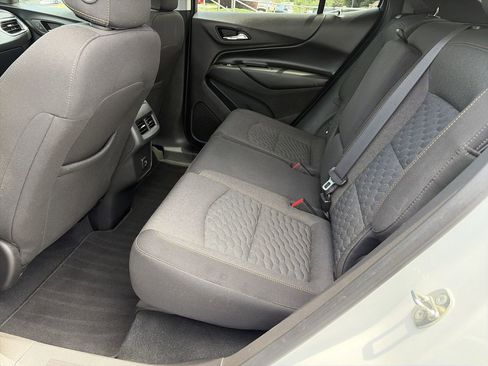 Used 2019 Chevrolet Equinox LT w/ Driver Convenience Package FWD image 28