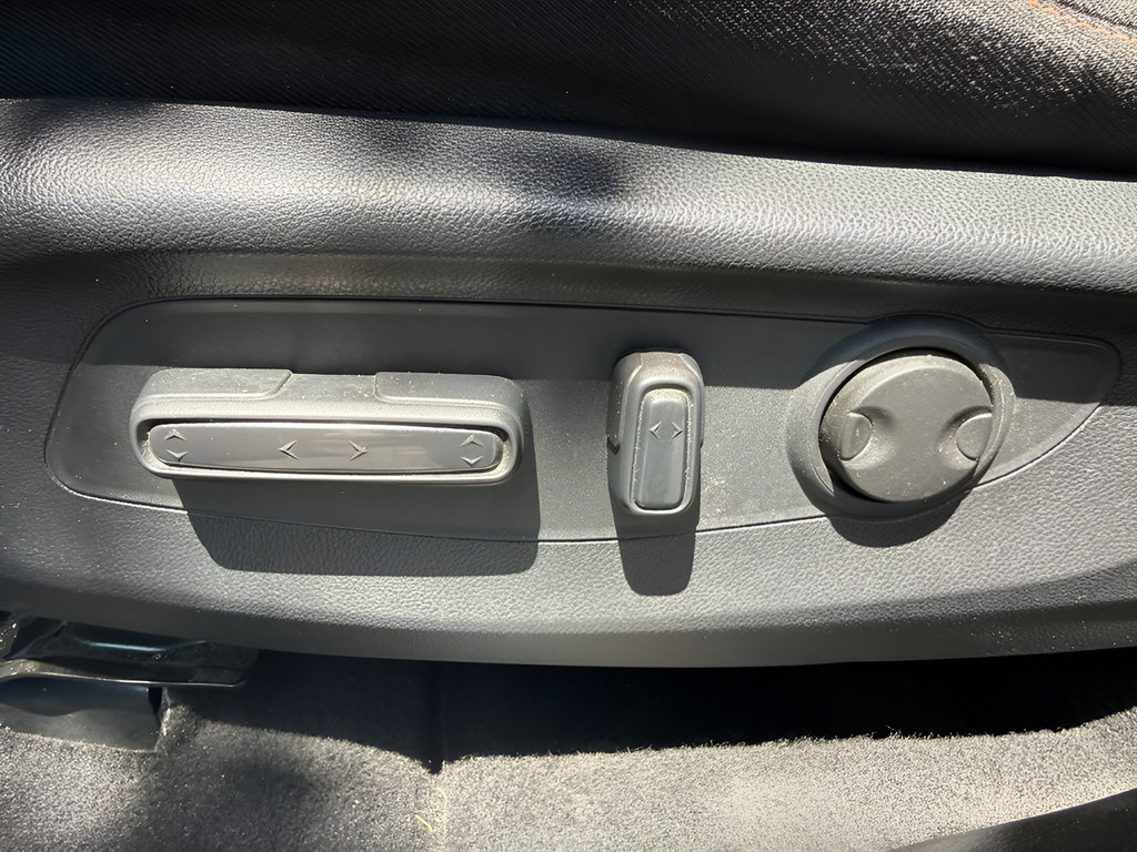 Used 2024 Honda CR-V Sport image 10