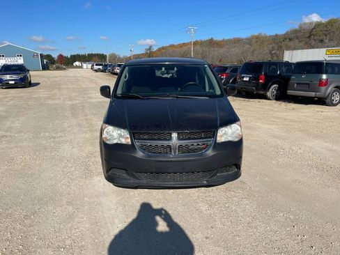 Used 2012 Dodge Grand Caravan SXT image 7
