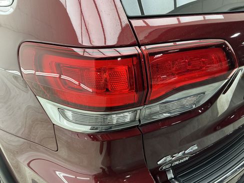 Used 2021 Jeep Grand Cherokee Limited w/ Trailer Tow Group IV image 22