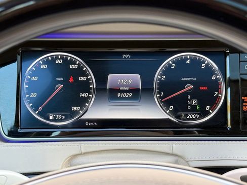 Used 2017 Mercedes-Benz Maybach S 550 4MATIC image 34