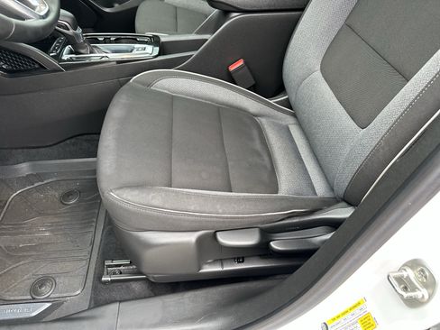 Certified 2024 Chevrolet TrailBlazer LT w/ LT Cold Weather Package FWD image 18