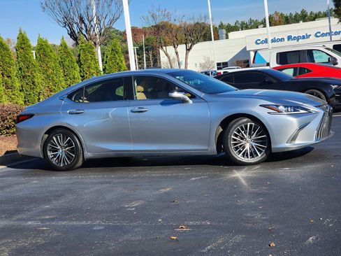 Used 2022 Lexus ES 350 w/ Premium Package image 3