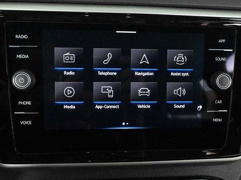 Certified 2022 Volkswagen Atlas SE w/ Black Wheel Package FWD image 25