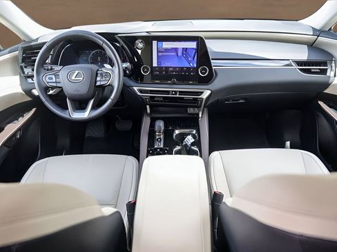 Used 2024 Lexus RX 350 FWD w/ Technology Package image 25