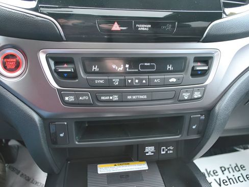 Used 2023 Honda Passport EX-L image 15