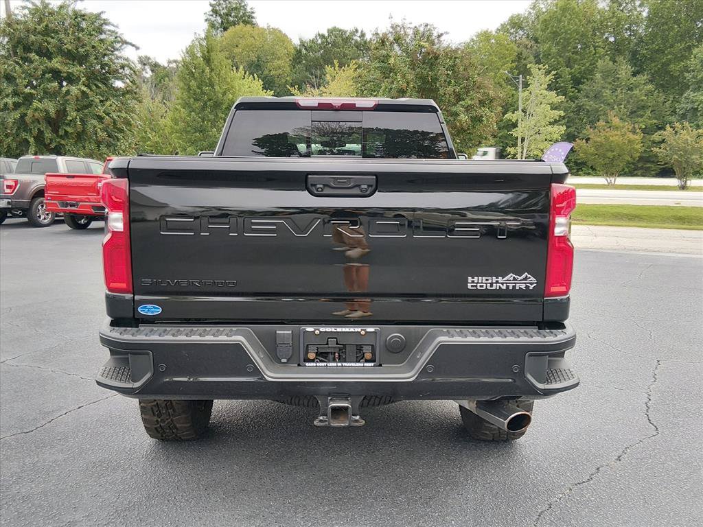 Used 2022 Chevrolet Silverado 2500 High Country w/ Safety Package II AWD/4WD image 5