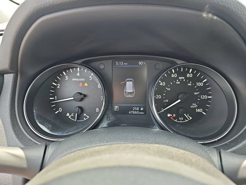Used 2020 Nissan Rogue S AWD/4WD image 19