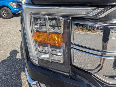 Used 2022 Ford F150 Lariat image 10