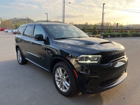 Used 2022 Dodge Durango R/T w/ Trailer Tow Group IV image 2