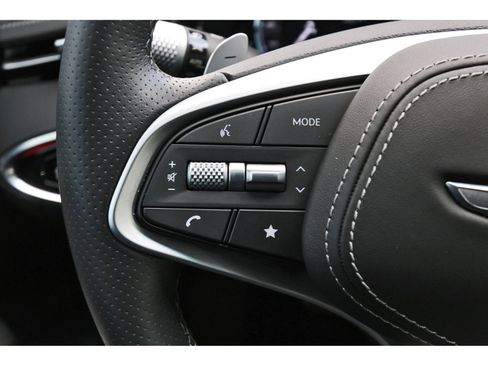 Used 2025 Genesis GV70 2.5T Sport Prestige w/ Sport Prestige Package image 17