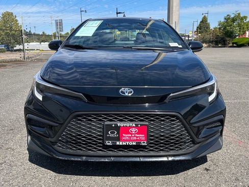 Certified 2024 Toyota Corolla XSE FWD image 2