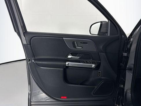 Certified 2022 Mercedes-Benz GLB 250 image 21