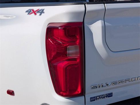 New 2026 Chevrolet Silverado 3500 LT w/ All Star Edition image 16