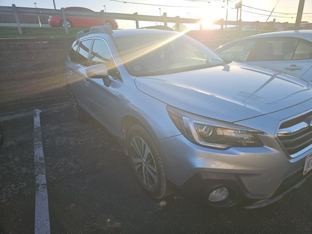Used 2019 Subaru Outback 2.5i Limited AWD/4WD image 14
