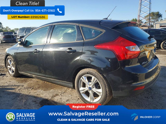 Used 2014 Ford Focus SE FWD image 3