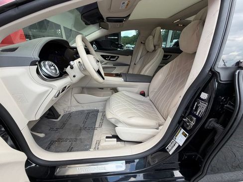 Used 2022 Mercedes-Benz EQS 580 4MATIC Sedan image 30