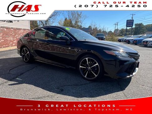 Used 2019 Toyota Camry XSE image 8