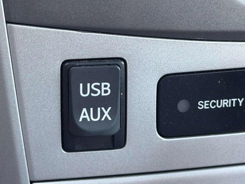 Used 2013 Toyota Corolla LE FWD image 32