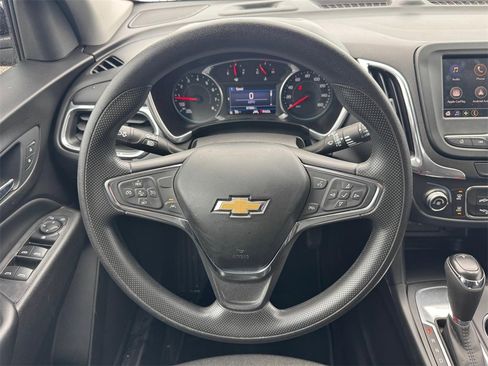 Used 2020 Chevrolet Equinox LT image 11