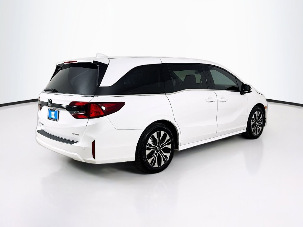 Certified 2026 Honda Odyssey Elite image 8