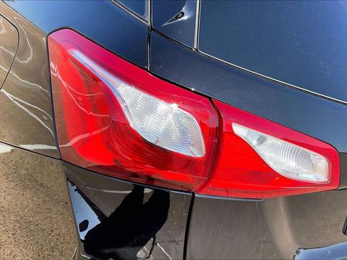 Used 2019 Chevrolet Equinox LT FWD image 29