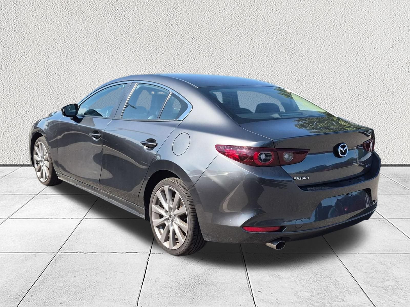 Used 2023 MAZDA MAZDA3 s FWD image 5