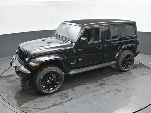 Used 2021 Jeep Wrangler Unlimited Sahara image 19