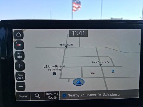 Used 2023 Hyundai Venue Limited image 24