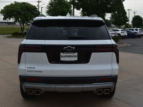 New 2026 Chevrolet Traverse LT w/ Driver Confidence Package FWD image 6