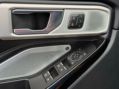 Used 2021 Ford Explorer ST w/ Equipment Group 401A image 22