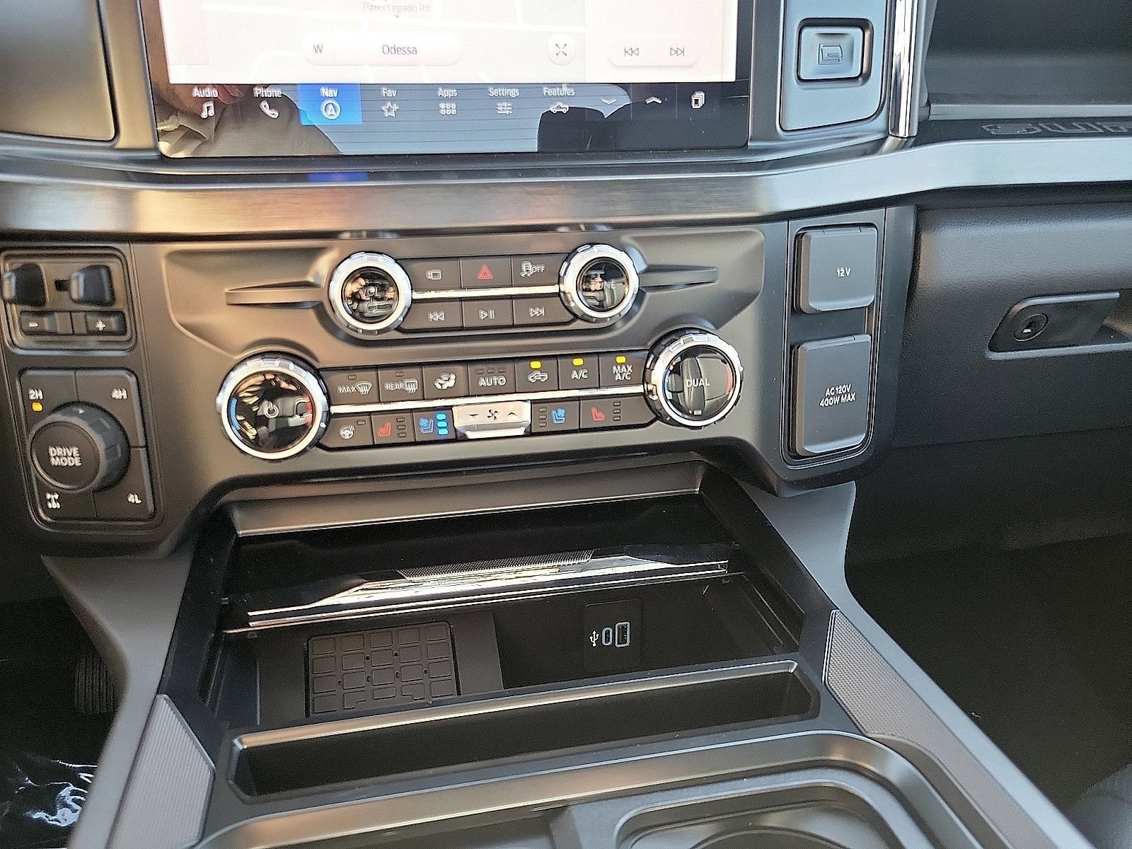 New 2026 Ford F250 Lariat w/ Chrome Package AWD/4WD image 16