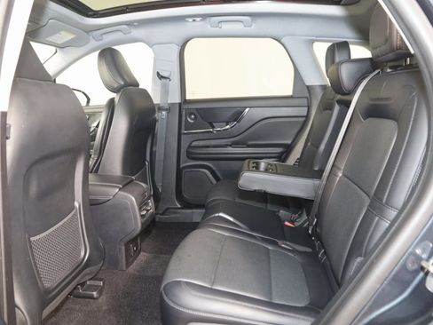 Used 2021 Lincoln Corsair Reserve w/ Equipment Group 201A image 47