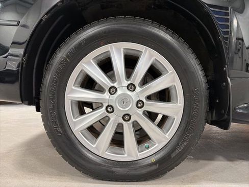 Used 2010 Lexus LX 570 4WD image 44