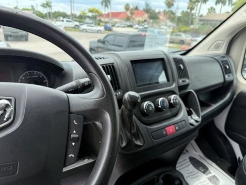 Used 2018 RAM ProMaster 2500 w/ Mopar Trailer Tow Group FWD image 16