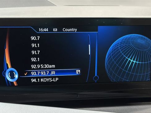 Used 2015 BMW i8 AWD/4WD image 22