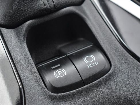 Used 2021 Toyota Corolla SE FWD image 26