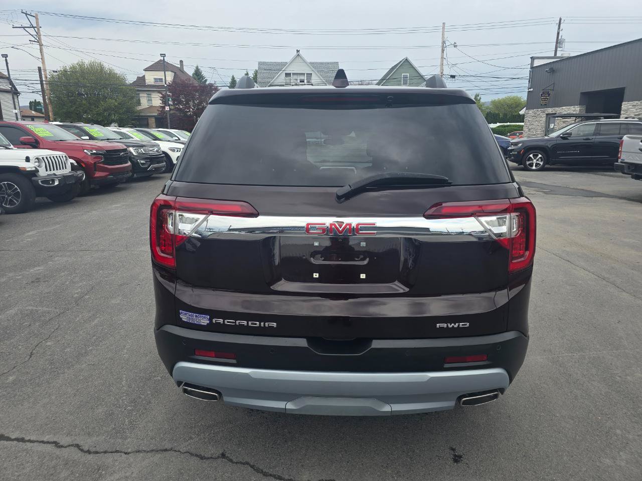 Used 2021 GMC Acadia SLE w/ Driver Convenience Package AWD/4WD image 18