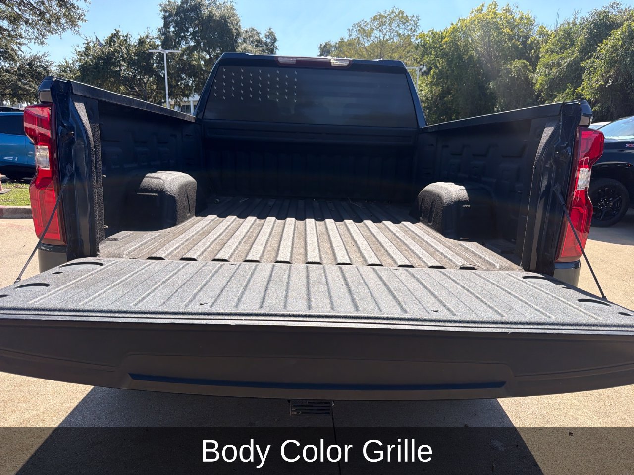 Used 2022 Chevrolet Silverado 1500 Custom w/ LPO, Dark Essentials Package AWD/4WD image 23